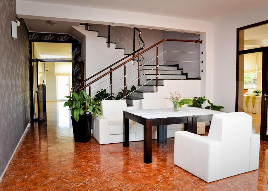 Rezydencja Lux Rewa Extérieur photo